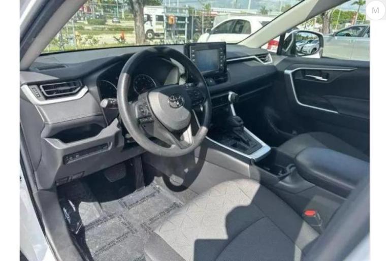 Toyota RAV4 2022 xle Full Options