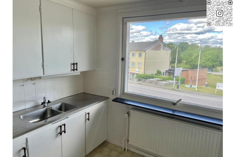 80 kvm lägenhet med terrass uthyres i Berga, Högsby Kommun